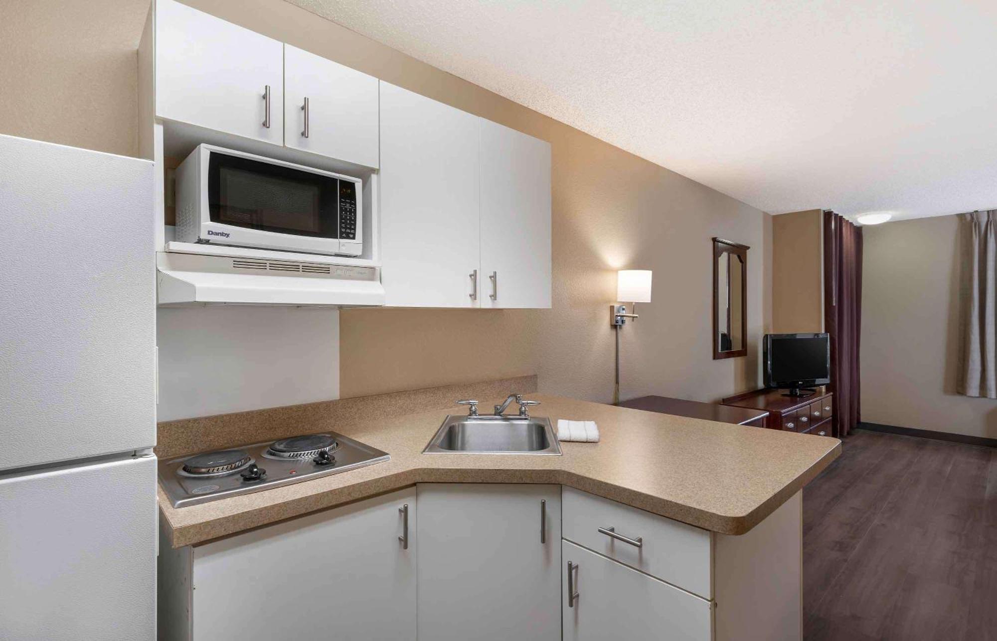 Extended Stay America Suites - Portland - Beaverton Hillsboro - Eider Ct Eksteriør bilde